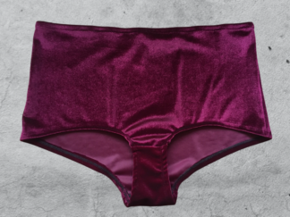 Curvy Slip „Miss Mukki“ Samt - bordeaux